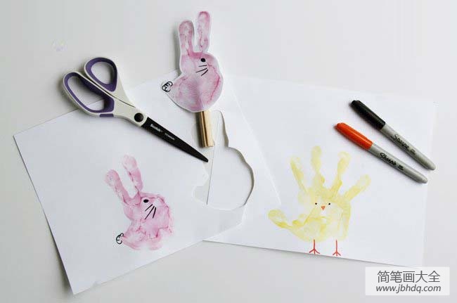儿童创意手印画教案 小兔子和小鸡
