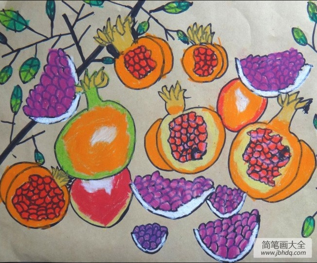香甜可口大石榴,秋天丰收主题儿童画作品分享