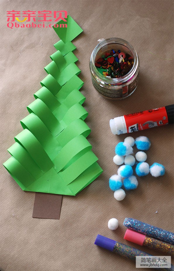 幼儿创意圣诞树手工制作