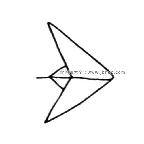 3.在中轴线两边画两个三角形。