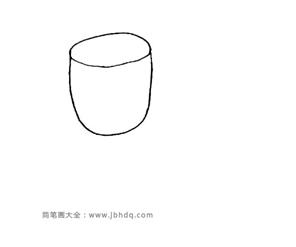 第二步：在杯口下画上半个椭圆形的杯身。