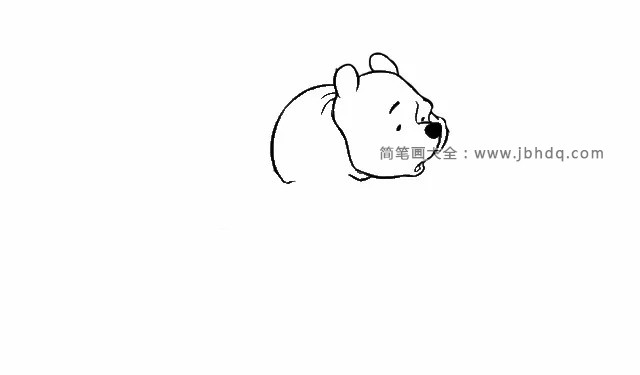第二步  咱们画的是一个趴在气球上的熊，所以画维尼熊身体的时候背部要上弓，如右图它的身体有点像四分之一圆 。