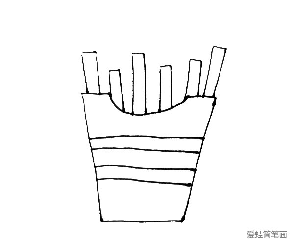 第三步：包装画好了，在包装上面用长方形画出第一层的薯条，注意高低错落。