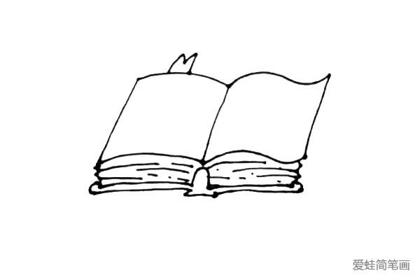 第五步：在书页上，加上一点书签，以及在厚度的地方画上一些横线作为纹理。