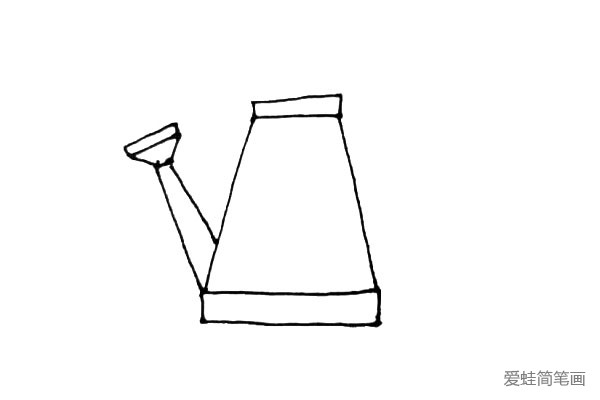 第四步：再画上喷头，由一个倒梯形和长方形组成。