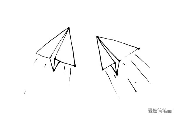 第六步：在纸飞机的后面，加上速度线，让它有种飞行的感觉。