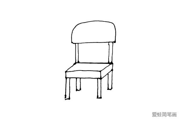 第四步：在长方体下边画上椅子的腿，要注意后边两条腿要比前面两条腿要短哦。