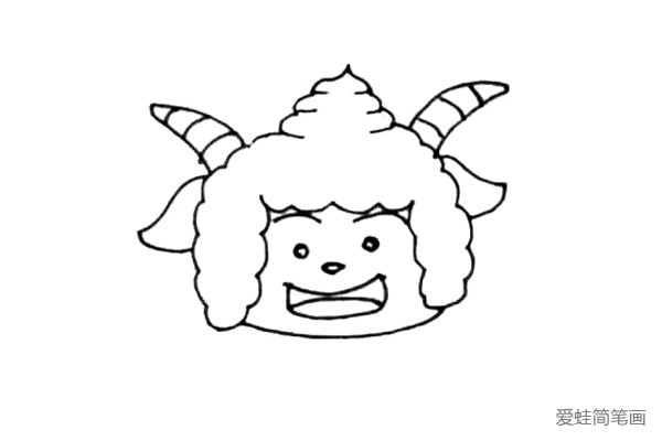 第四步：画上懒羊羊的耳朵以及它的羊角，羊角上面可以画上一些小的弧线。