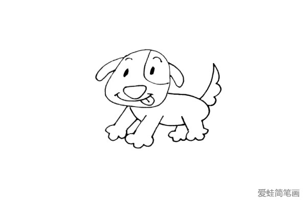 第六步：给小狗画上尾巴，在尾巴上画上一些小半圆就更加可爱了。