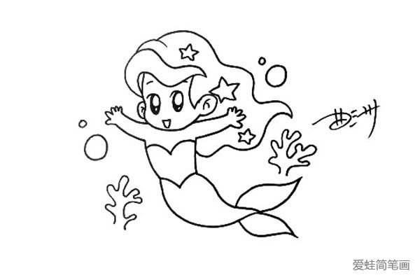 5.画出大大的鱼尾巴，再加上一些简单的珊瑚和气泡。