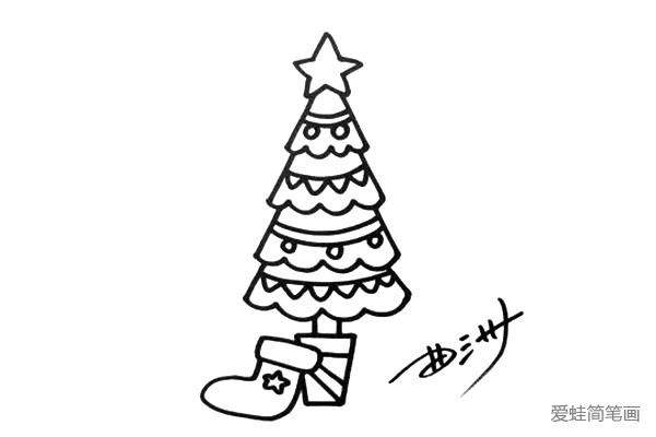 4. 现在我们把圣诞树装饰一下吧，你还能画的更漂亮吗?