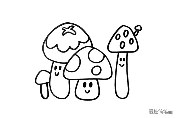 3.蘑菇家族里，还有不少形态各异的成员，要画出它们不同的特征。