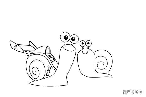 6.菜园蜗牛的壳就比较简单了，用螺旋纹画出来。
