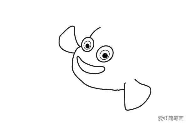 3.画出小丑鱼的脸部轮廓和前鱼鳍。