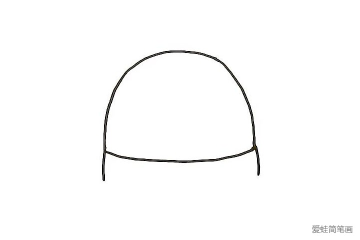 2.下面画一条弧线，将半圆闭合，作驯鹿的围巾轮廓，在两边画出围巾的厚度轮廓。