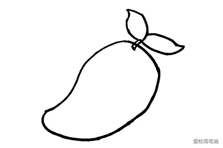 3.现在我们给美味的芒果画上两片比芒果轮廓更尖的小叶子，有了叶子的芒果是不是显得更加生动形象呢！