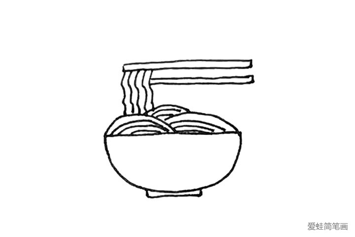 第六步：下面再画上另一个长条的形状作为另一根筷子。