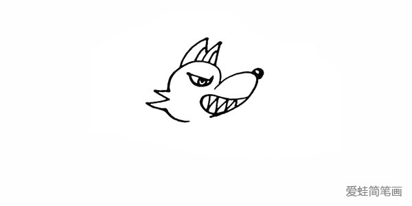 7.在头顶部画出大灰狼尖尖的耳朵。