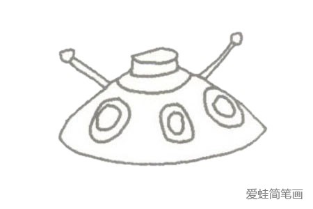 UFO飞碟彩色简笔画