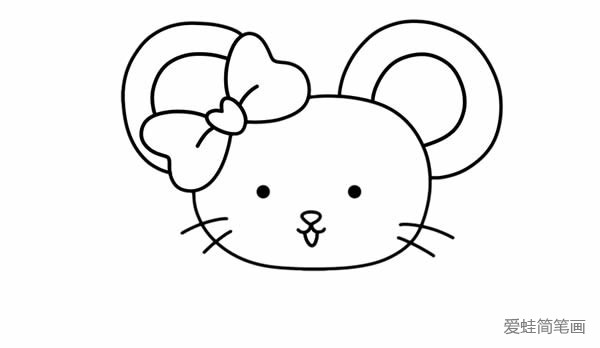 可爱小老鼠喜提灯笼简笔画