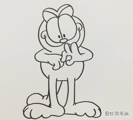 滑稽可爱的加菲猫简笔画