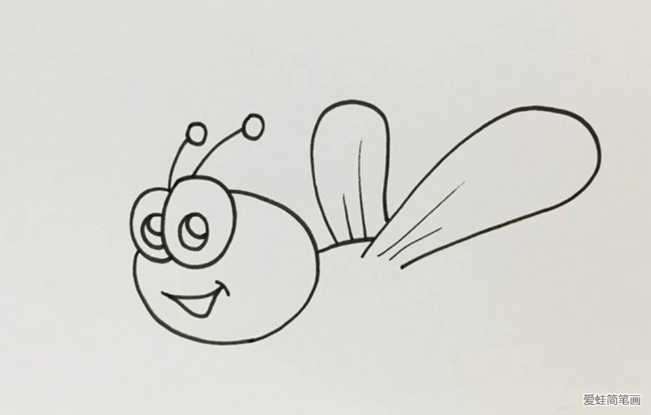 小蜜蜂怎样画简单又漂亮