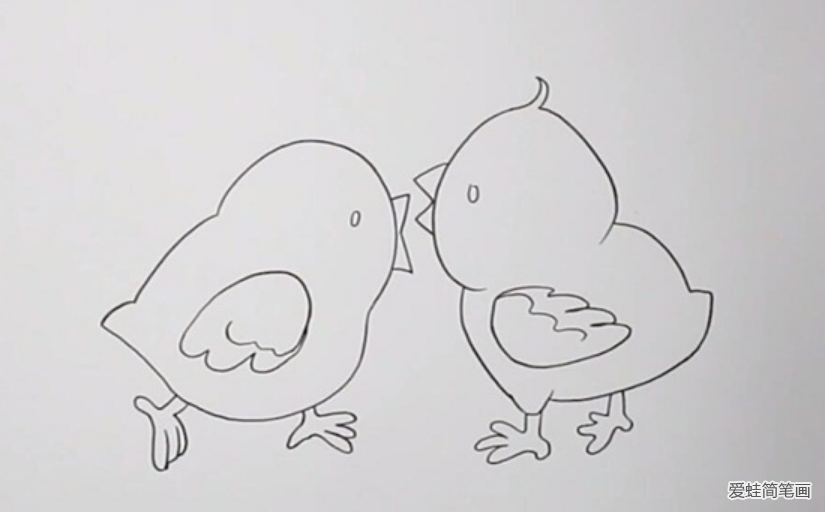 两只小鸡卡通简笔画