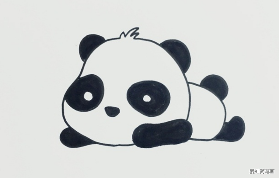 趴着的熊猫怎么画